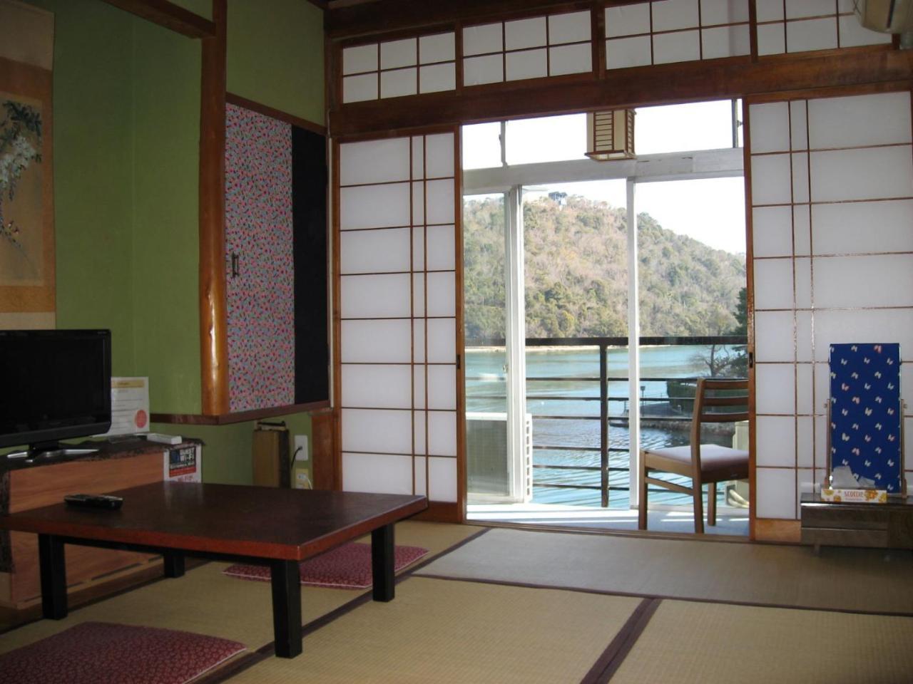 Ryokan Nakaya Тойохасі Екстер'єр фото